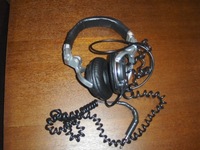 headphones_02.jpg